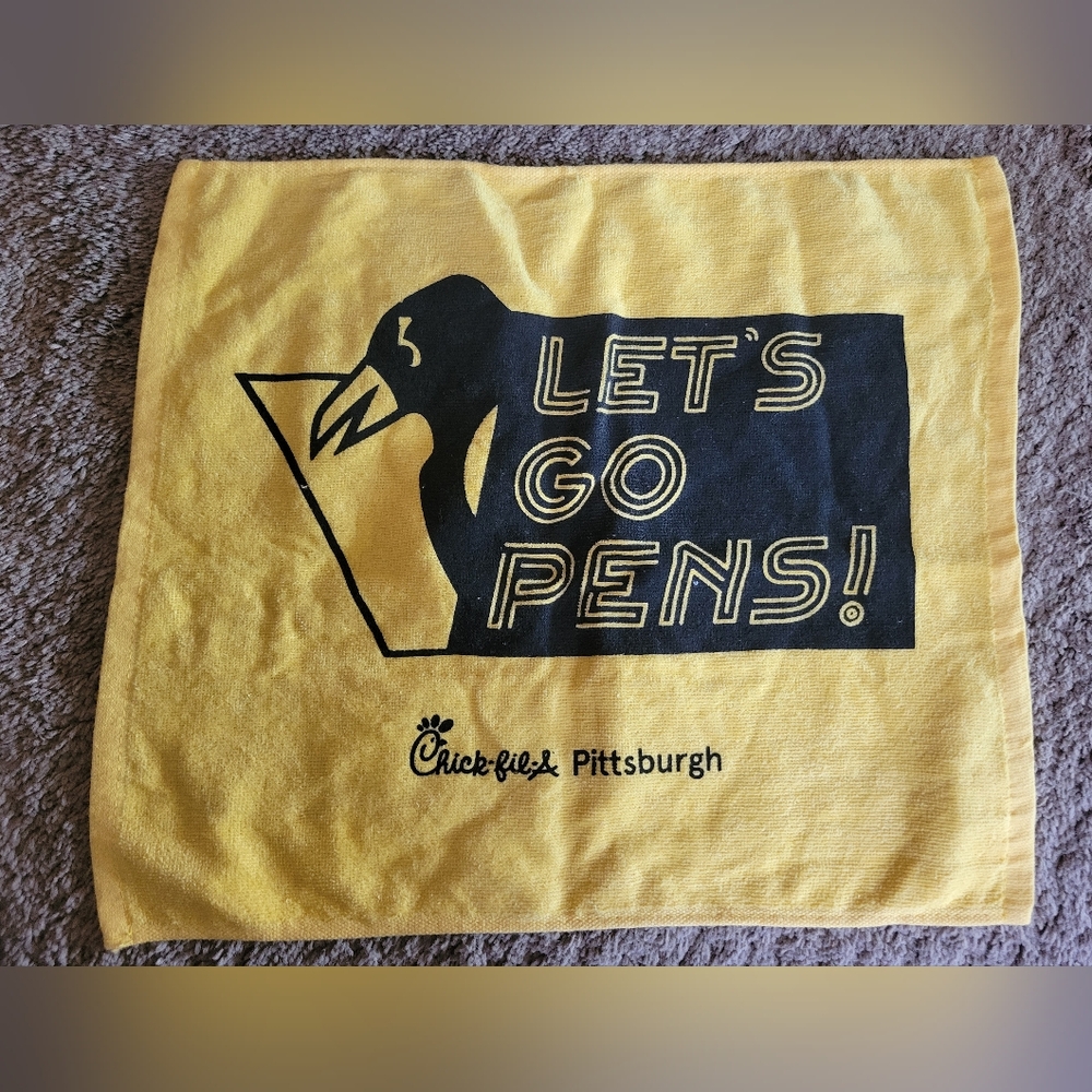 Pittsburgh Penguins Let's Go Pens! Rally Towel